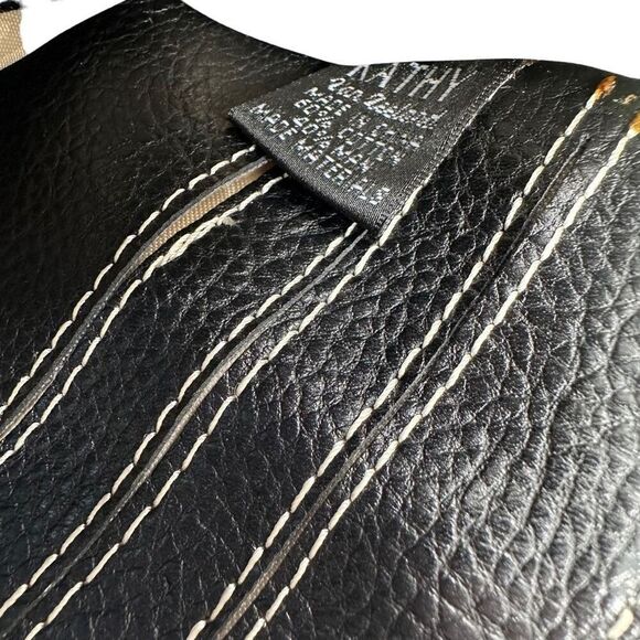 Kathy Van Zeeland Crossbody/Clutch Bag - Picture 9 of 9